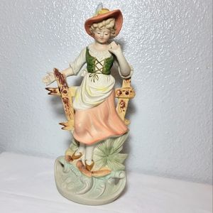 1940s OCCUPIED JAPAN COUNTRY GIRL FIGURINE